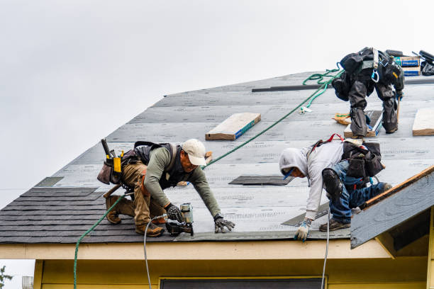Professional Gutter Installation technician working in Descanso, CA